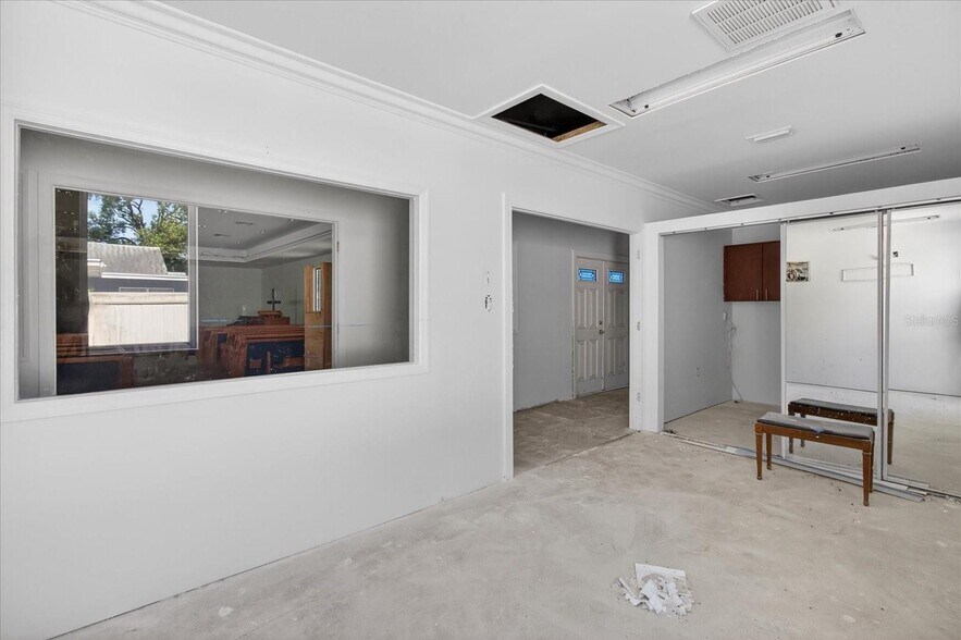More Photos Of 2018 Grant St, Tampa Unknown For Lease