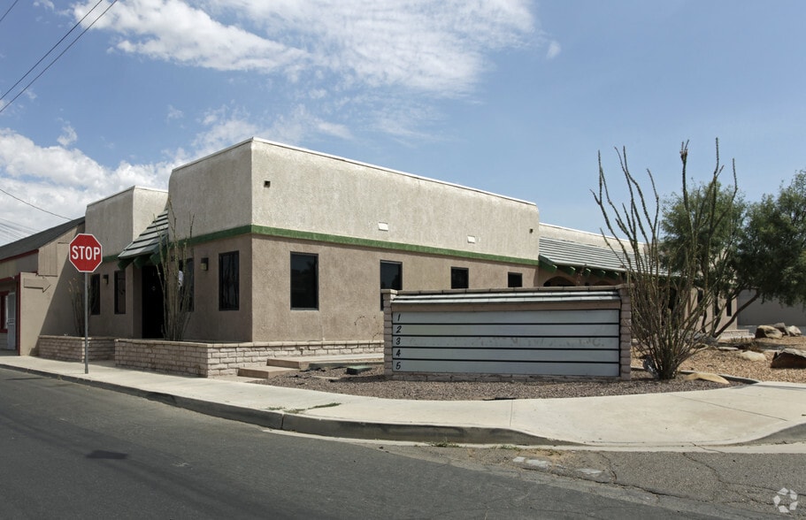 More Photos Of 21885 Outer Hwy 18, Apple Valley Storefront Retail Office For Lease