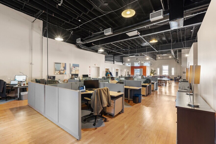More Photos Of 24 Cambridge St, Charlestown Loft Creative Space For Sale