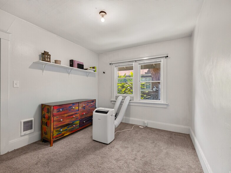 More Photos Of 457 E 100 S, Provo Apartments For Sale