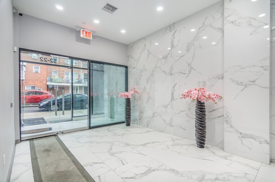 More Photos Of 5222 Roosevelt Ave, Woodside Apartments For Lease