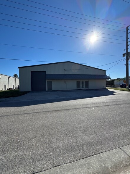 More Photos Of 70 W Illiana St, Orlando Manufacturing For Sale
