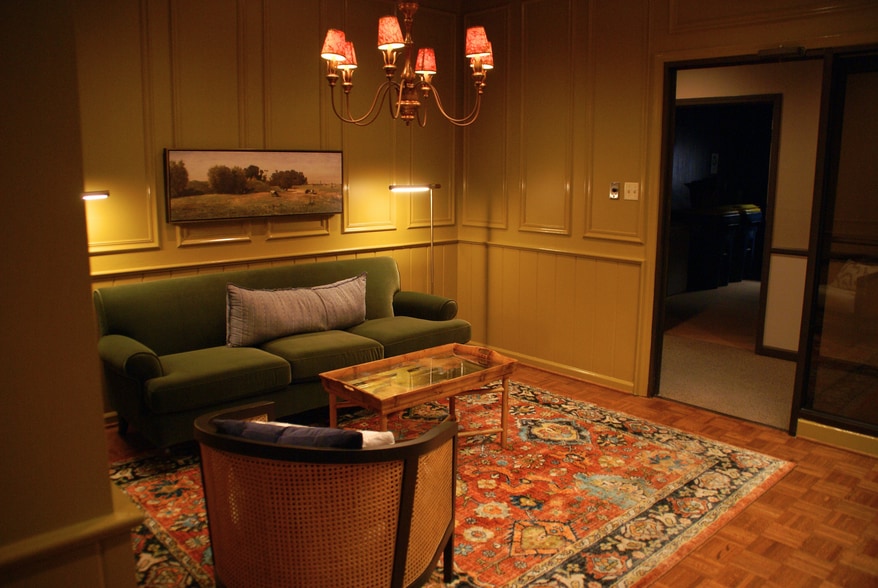 More Photos Of 2730 E 62nd St, Indianapolis Office For Sale