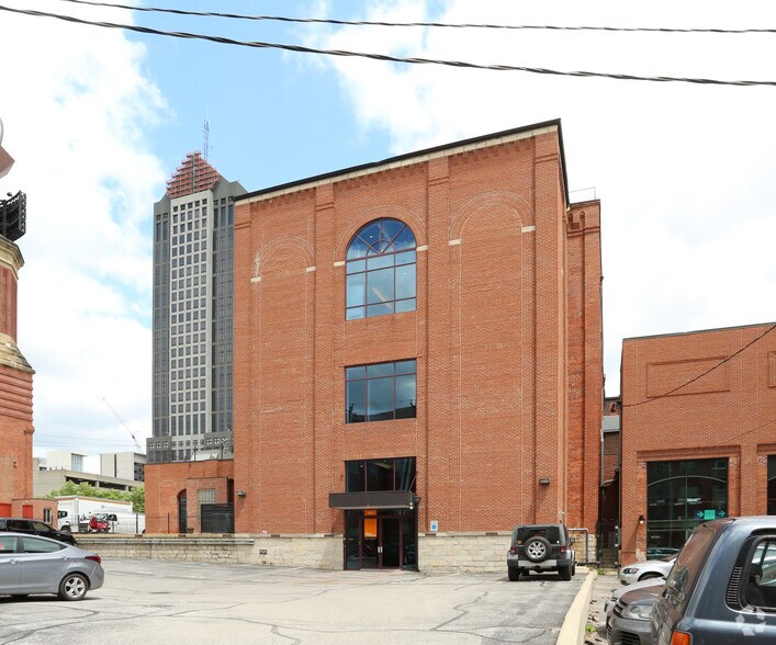 More Photos Of 451-455 S Ludlow St, Columbus Medical For Lease