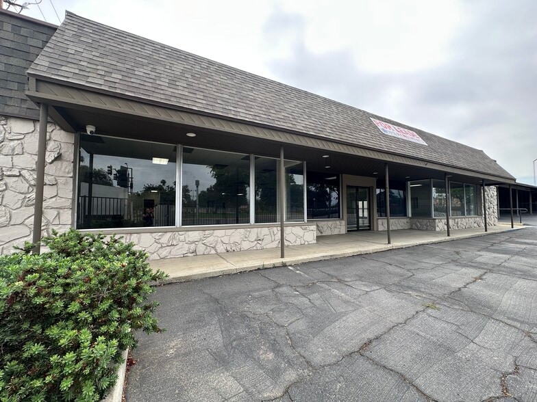 More Photos Of 3881 Van Buren Blvd, Riverside Freestanding For Lease