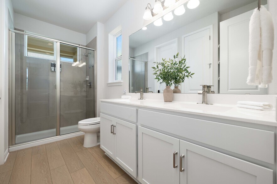 More Photos Of 2127 Hofstaat, New Braunfels Hospitality For Sale