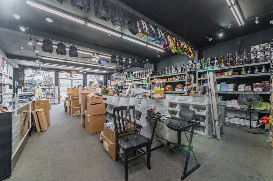 More Photos Of 462-472 E 4th St, Los Angeles General Retail For Sale