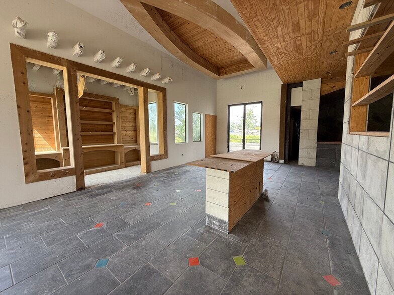 More Photos Of 23515 FM 1314 Rd, Porter Freestanding For Lease