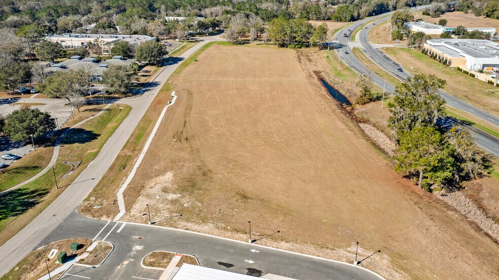 More Photos Of 11694 Research Dr, Alachua Medical For Lease