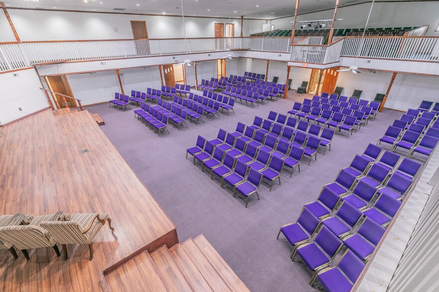 Primary Photo Of 5007 Ivy Ln, Dallas Religious Facility For Sale