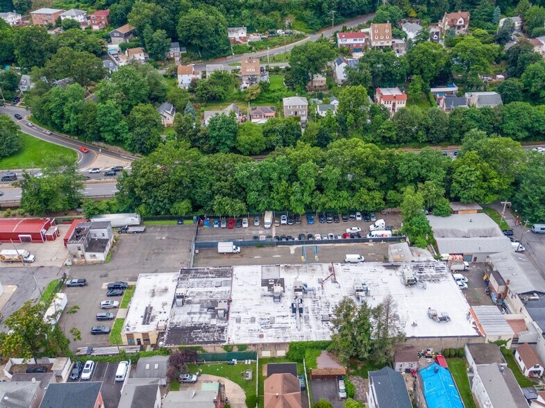 More Photos Of 1 Lawton St, Yonkers Manufacturing For Sale