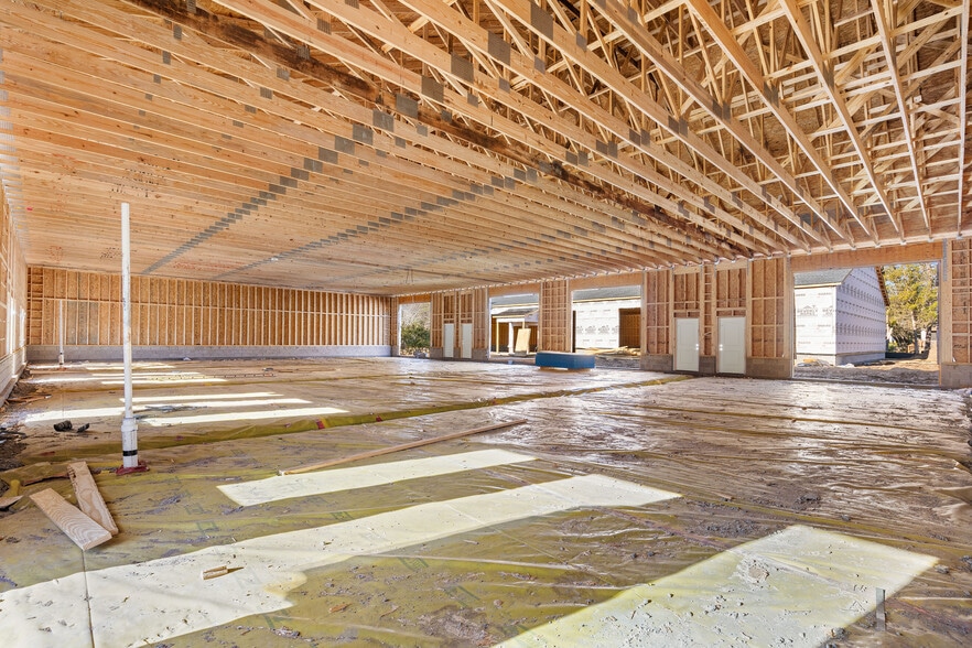 More Photos Of 4960 US Highway 17 Bypass South, Murrells Inlet Flex For Lease