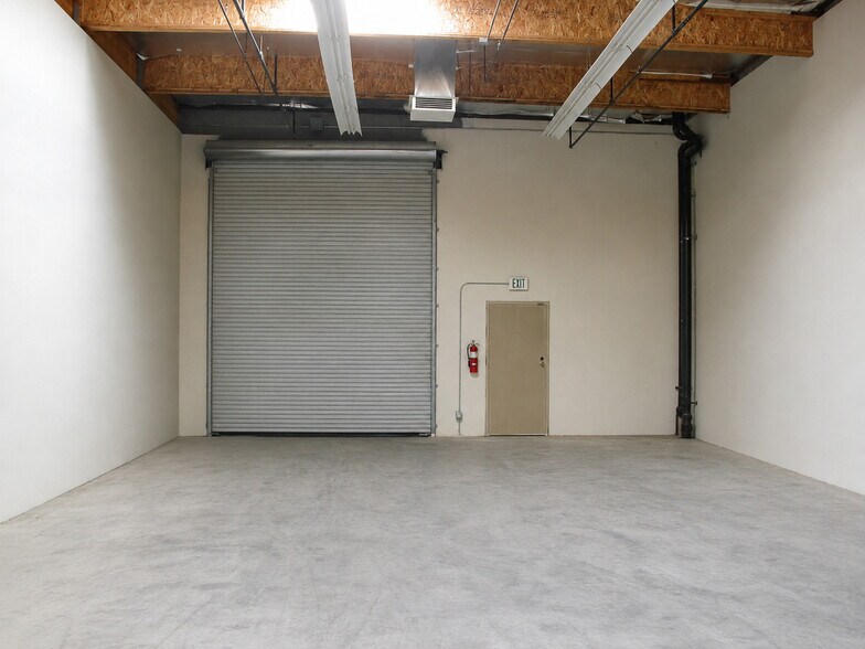 More Photos Of 72350 Quarry Trl, Thousand Palms Warehouse For Sale