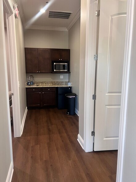 More Photos Of 4645 Wyndham Ln, Frisco Office For Lease