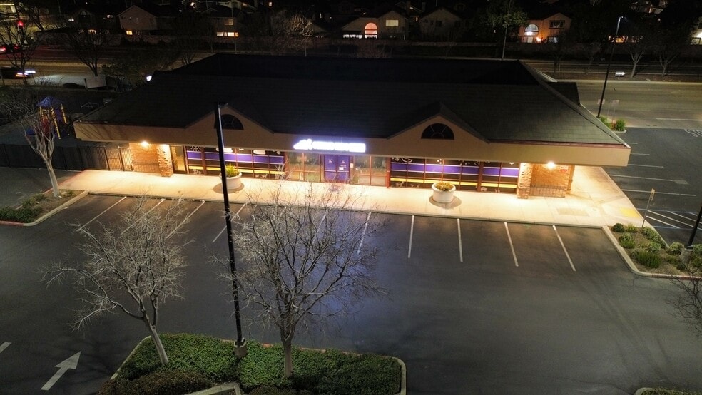 More Photos Of 1900-1980 W Grant Line Rd, Tracy Unknown For Lease