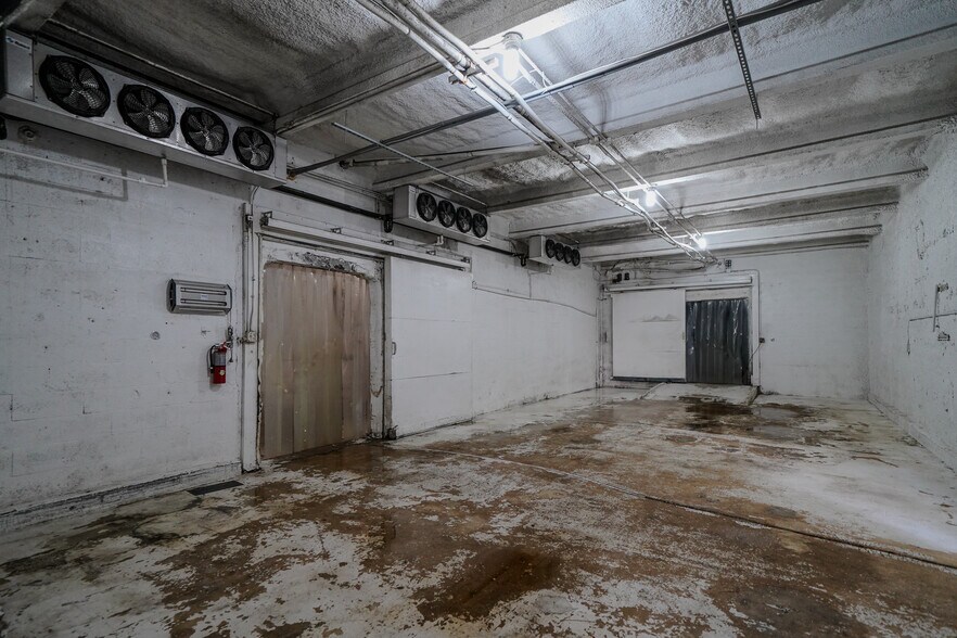 More Photos Of 743-749 NW 23rd St, Miami Food Processing For Lease