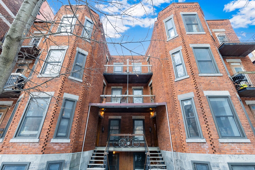 More Photos Of 15-17 Av. de l'Épée, Outremont Multifamily For Sale