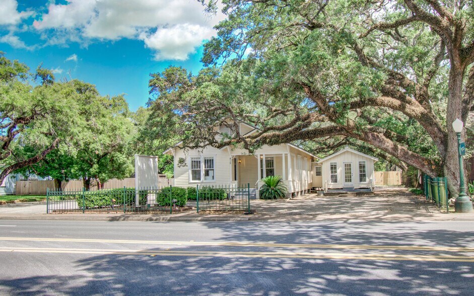More Photos Of , League City Office For Sale