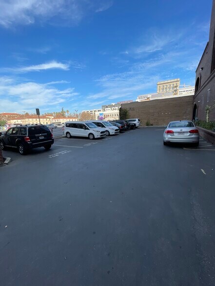 More Photos Of 2 N Market St, San Jose Office For Lease