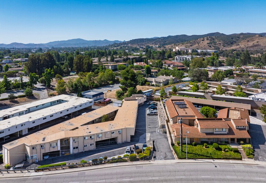 More Photos Of 1690 E Hillcrest Dr, Thousand Oaks Apartments For Sale