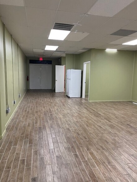 More Photos Of 28801-28929 US Hwy 19, Clearwater Unknown For Lease