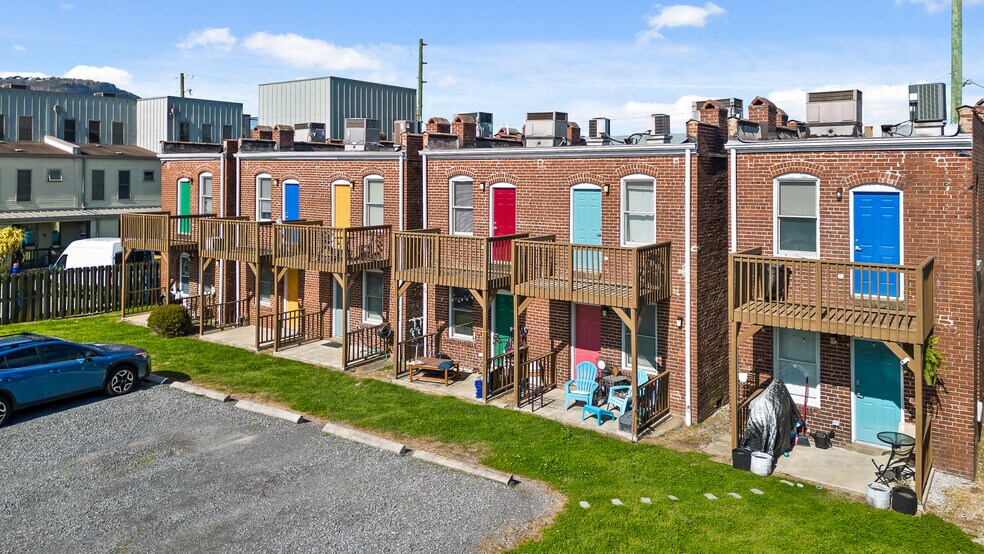 More Photos Of 1808 Cowart St, Chattanooga Apartments For Sale