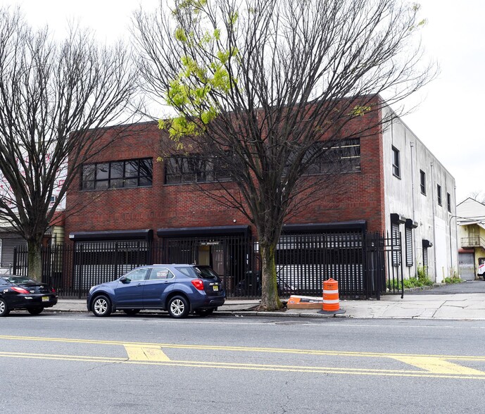 Primary Photo Of 260 Broadway, Newark Office Residential For Lease