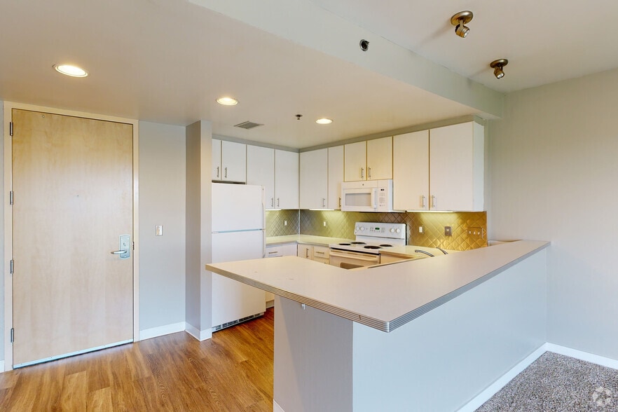 More Photos Of 7400 E 29th Ave, Denver Unknown For Lease