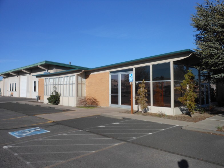 More Photos Of 1120 S Spring St, Klamath Falls Warehouse For Sale