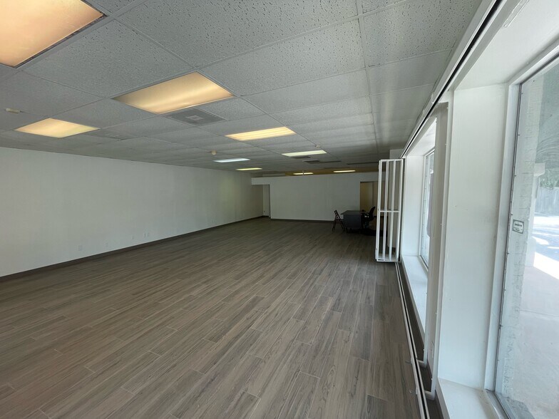 More Photos Of 7603-7625 Boone Rd, Houston Unknown For Lease