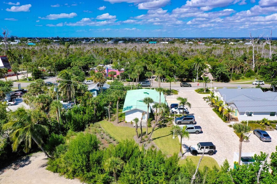 More Photos Of 1025 Periwinkle Way, Sanibel Storefront For Sale