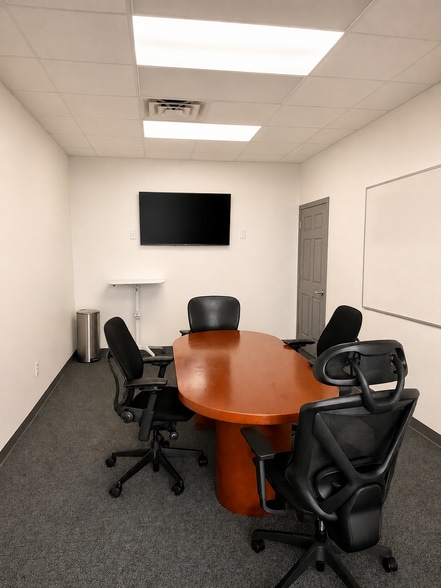 More Photos Of 6150 Diamond Centre Ct, Fort Myers Medical For Sale
