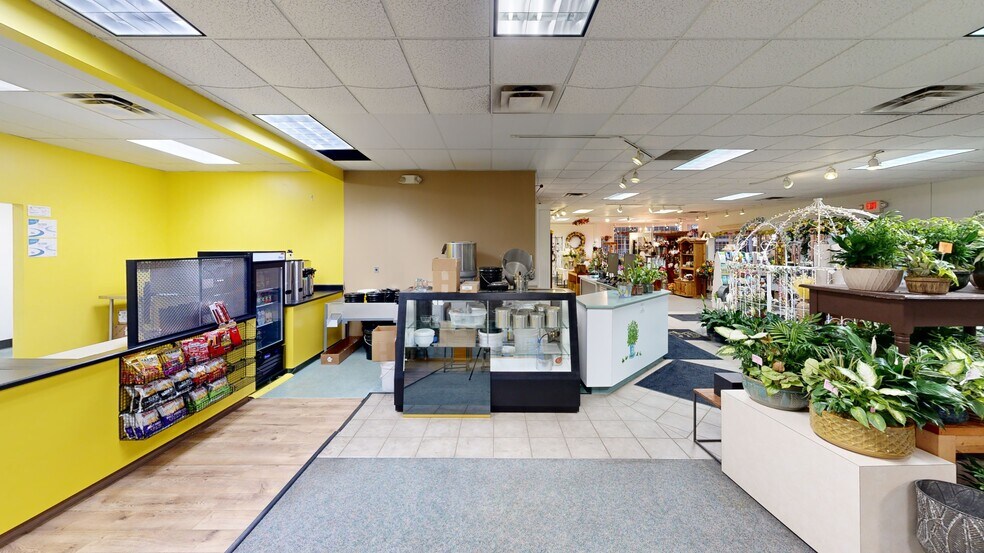 More Photos Of 236 E Wayne St, Fort Wayne Storefront For Sale