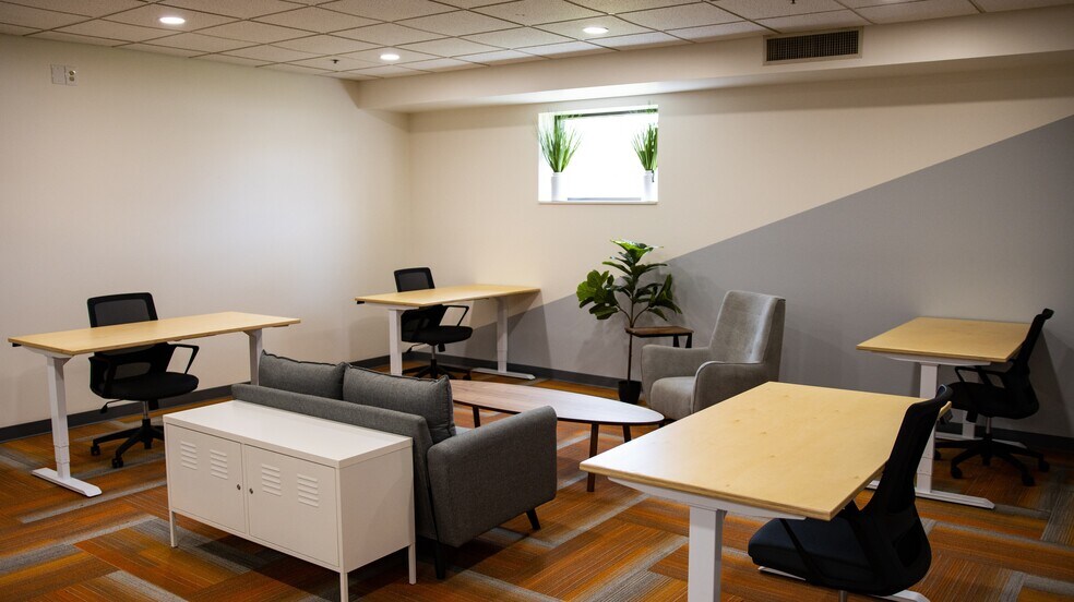More Photos Of 21 Goodway Dr, Rochester Coworking Space