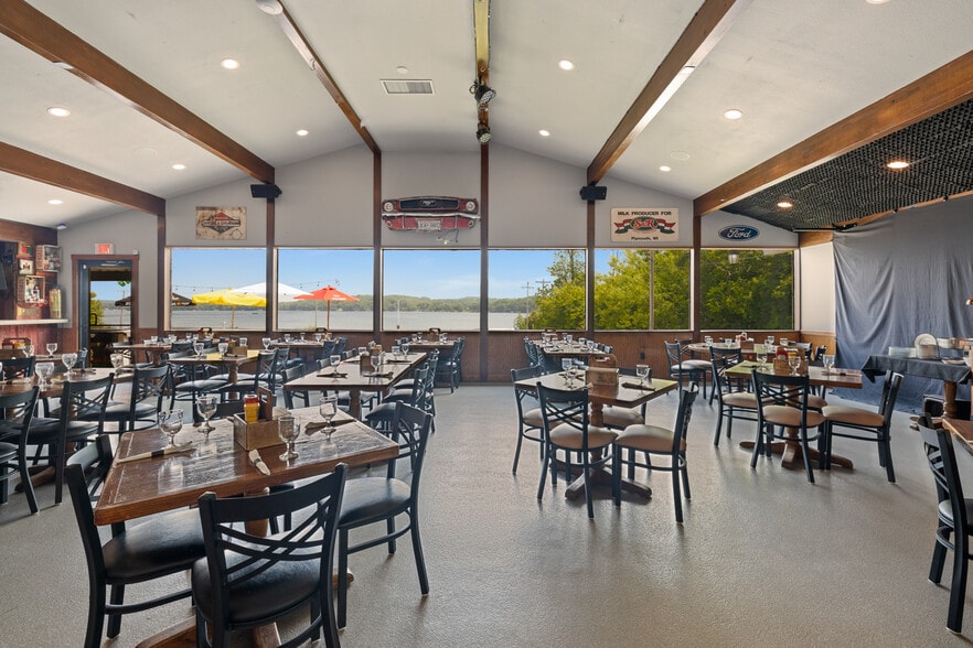 More Photos Of 4919 State Road 144, Hartford Restaurant For Sale