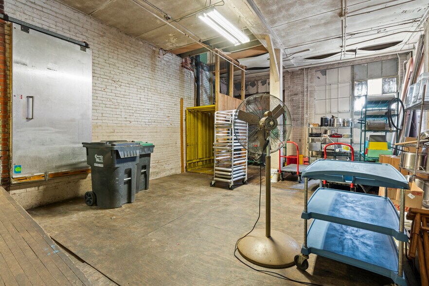 More Photos Of 500 Bridge St, Weissport Restaurant For Sale