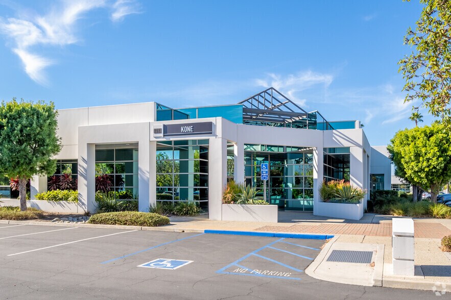 More Photos Of 11065 Knott Ave, Cypress Unknown For Lease