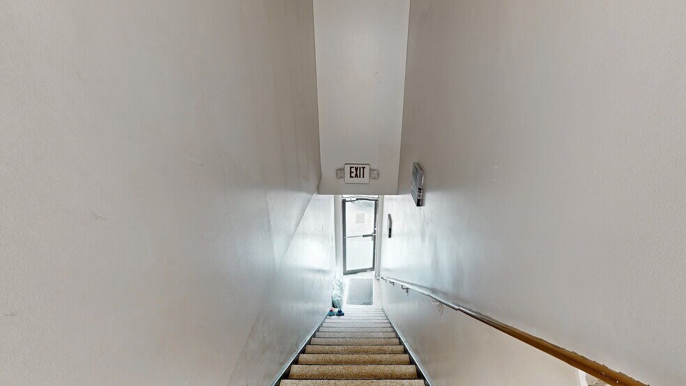 More Photos Of 1784 Jane St, Toronto Storefront Retail Office For Sale