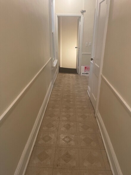 More Photos Of 4504 Parsons Blvd, Flushing Fast Food For Lease