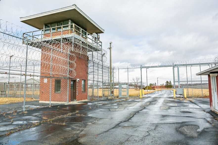 More Photos Of 7005 Sonyea rd, Dansville Distribution For Lease