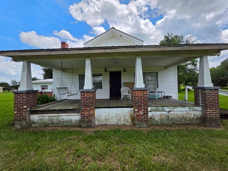 More Photos Of 10050 Harvest Ln, Glen St Mary Land For Sale
