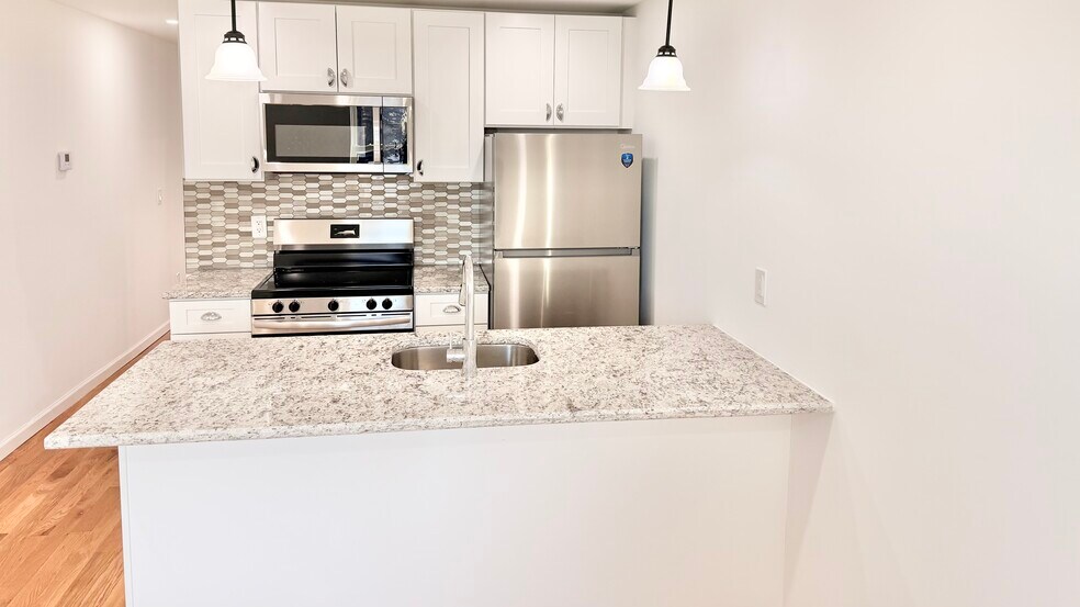 More Photos Of 5352 Cedar Ave, Philadelphia Apartments For Sale