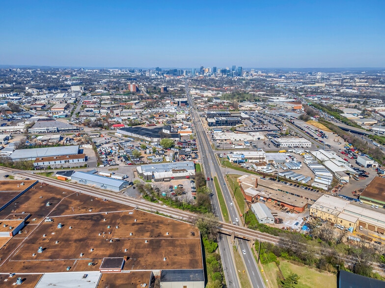 More Photos Of 602 Hill Ave, Nashville Medical For Sale