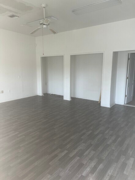 More Photos Of 1435 Collingswood Blvd, Port Charlotte Office For Lease