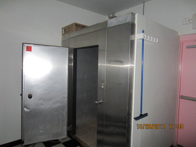 More Photos Of 470 N 4th St, Aurora Freestanding For Sale