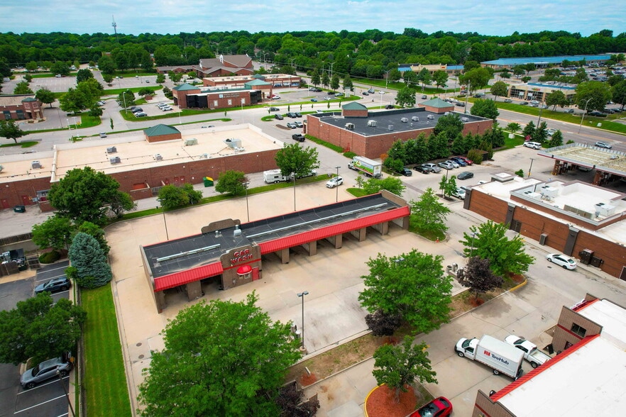 More Photos Of 11948 Riley St, Overland Park Carwash For Sale