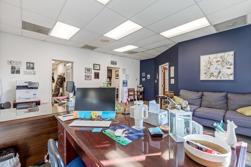 More Photos Of 516-522 Benham St, Bonne Terre Office For Lease