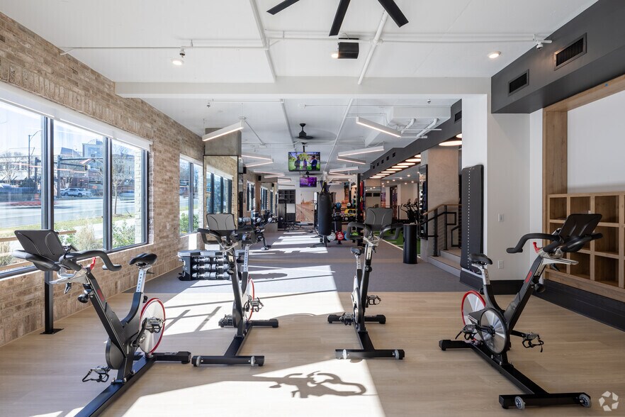 More Photos Of 5180 Peachtree Blvd, Chamblee Apartments For Lease