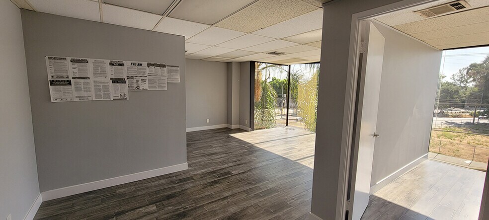 More Photos Of 6047 Tampa Ave, Tarzana Office For Lease