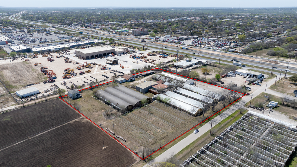 More Photos Of 5280 Uecker Rd, San Antonio General Retail For Sale